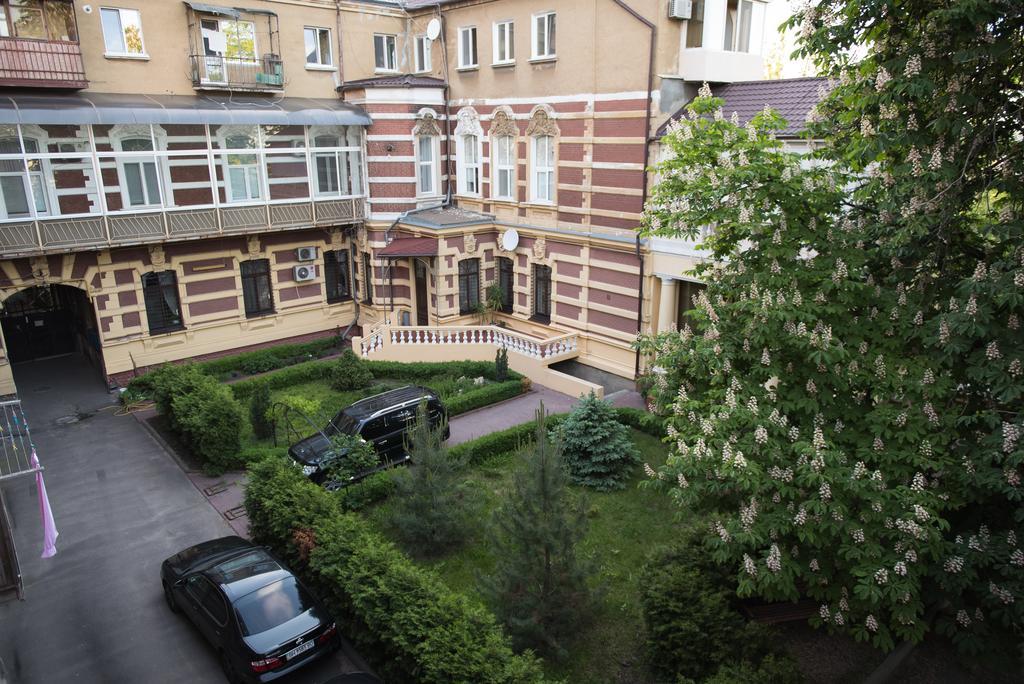 Vip Apartment In The Very Center Of Odessa With Sea View Екстериор снимка